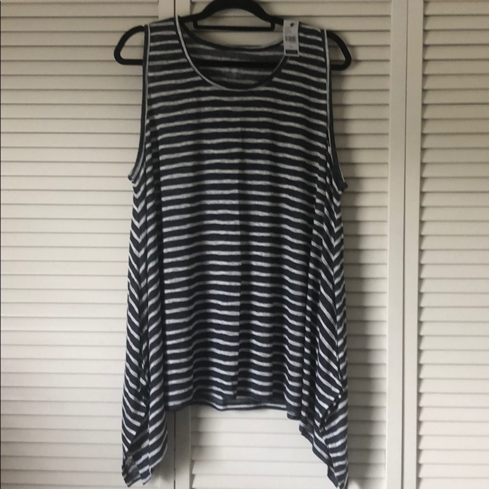 NWT Lane Bryant Tank with long hem size 22/25